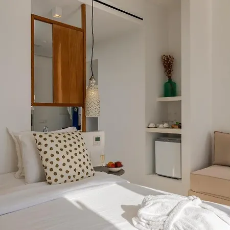 ベッド・アンド・ブレックファスト ブルートピア スイーツ