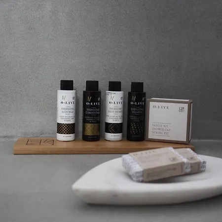 ブルートピア スイーツ ベッド・アンド・ブレックファスト 4*