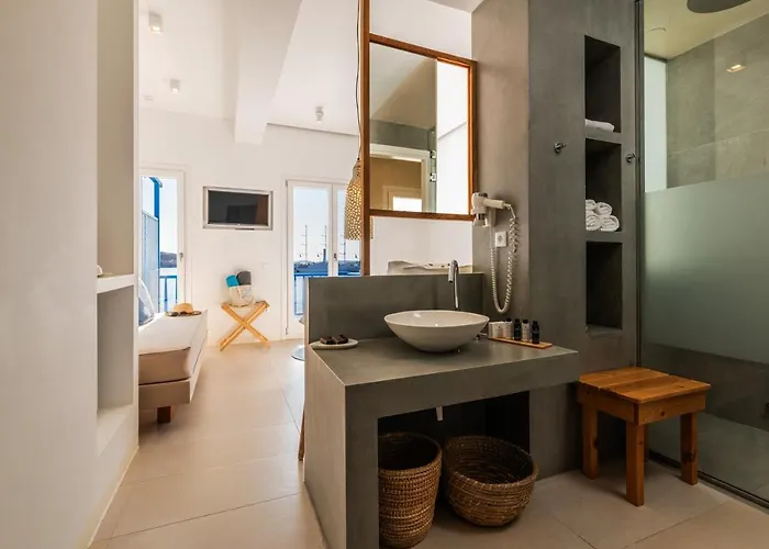 ブルートピア スイーツ ベッド・アンド・ブレックファスト 4*